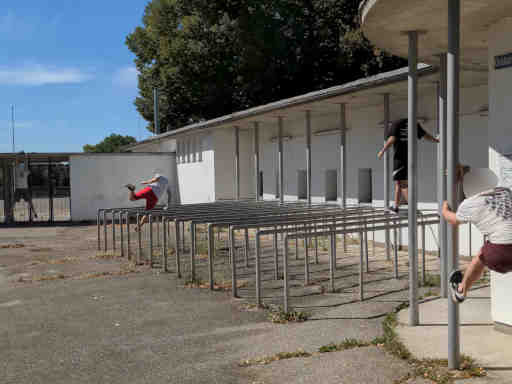 Foto: Rosenaustadion (vorne)