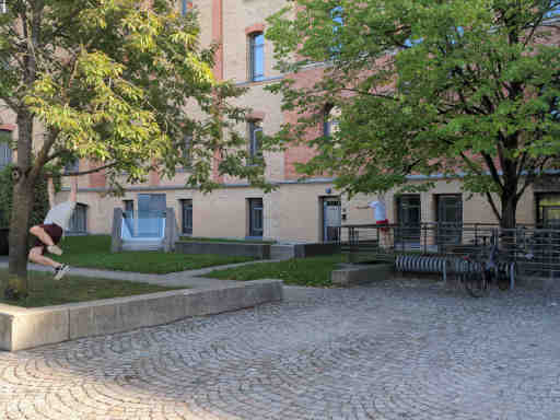 Foto: ToneArt-Hof dunkle Ecke